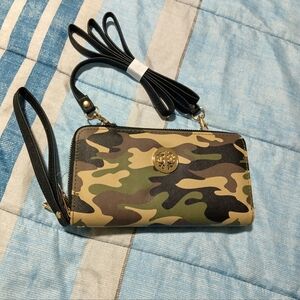 Camouflage Wristlet Wallet